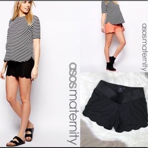 NWOT • ASOS Scalloped Maternity Shorts